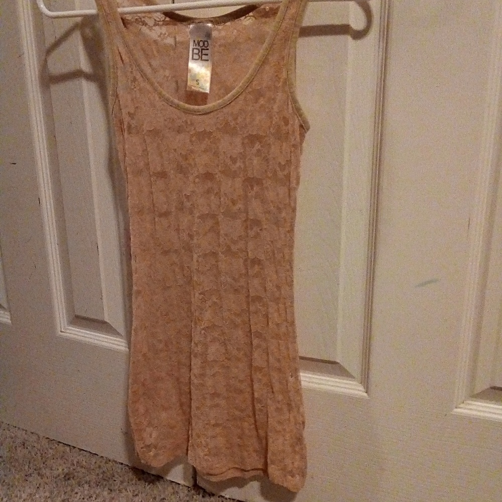 Shirts - Picture 3 of 8